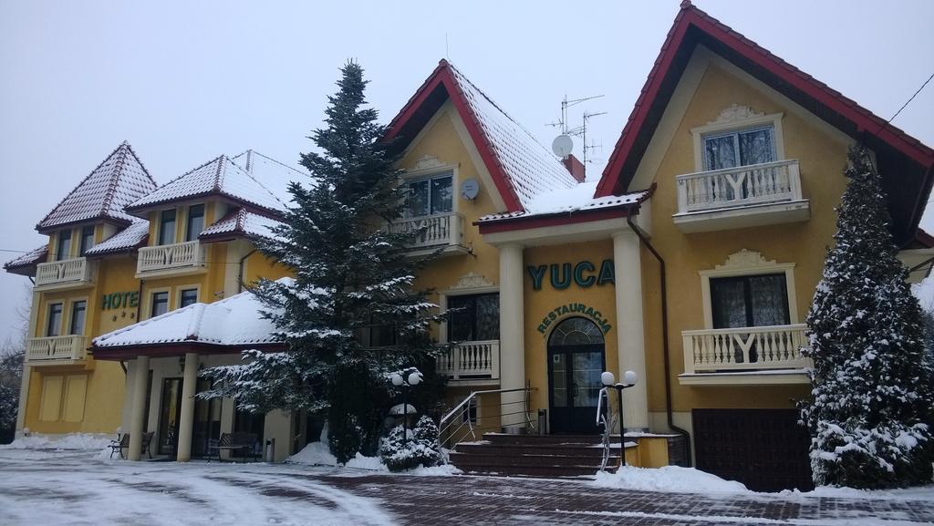 Hotel Yuca Lodž Exteriér fotografie